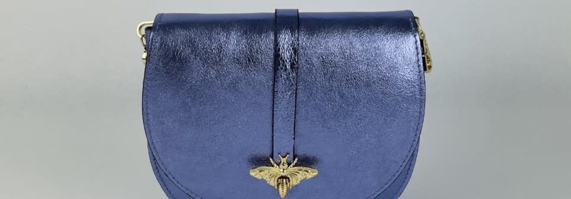 Xenna metalic calf leather dragonfly bag Lila