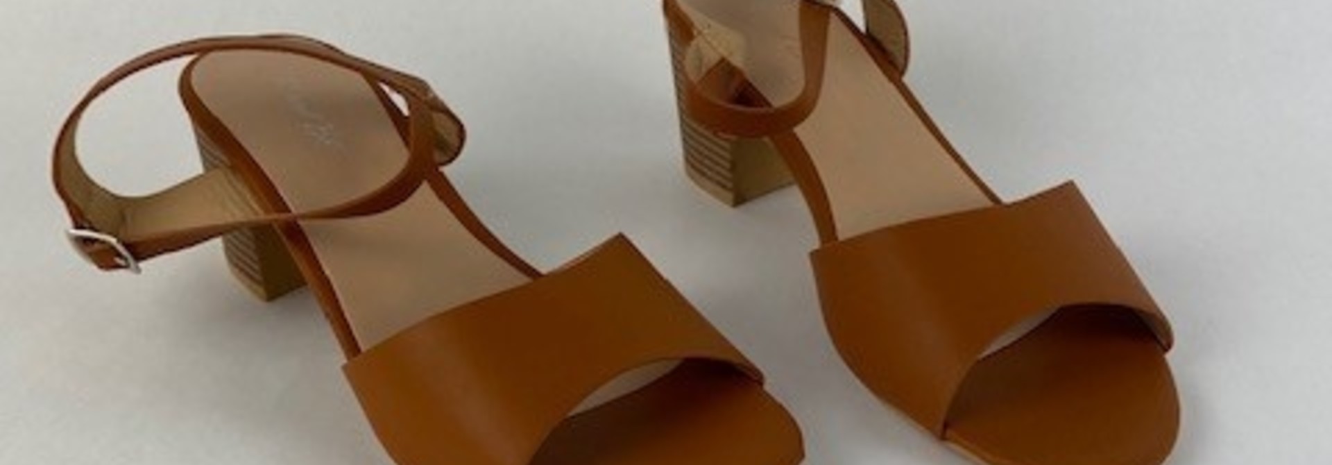 Claretta sandal Camel