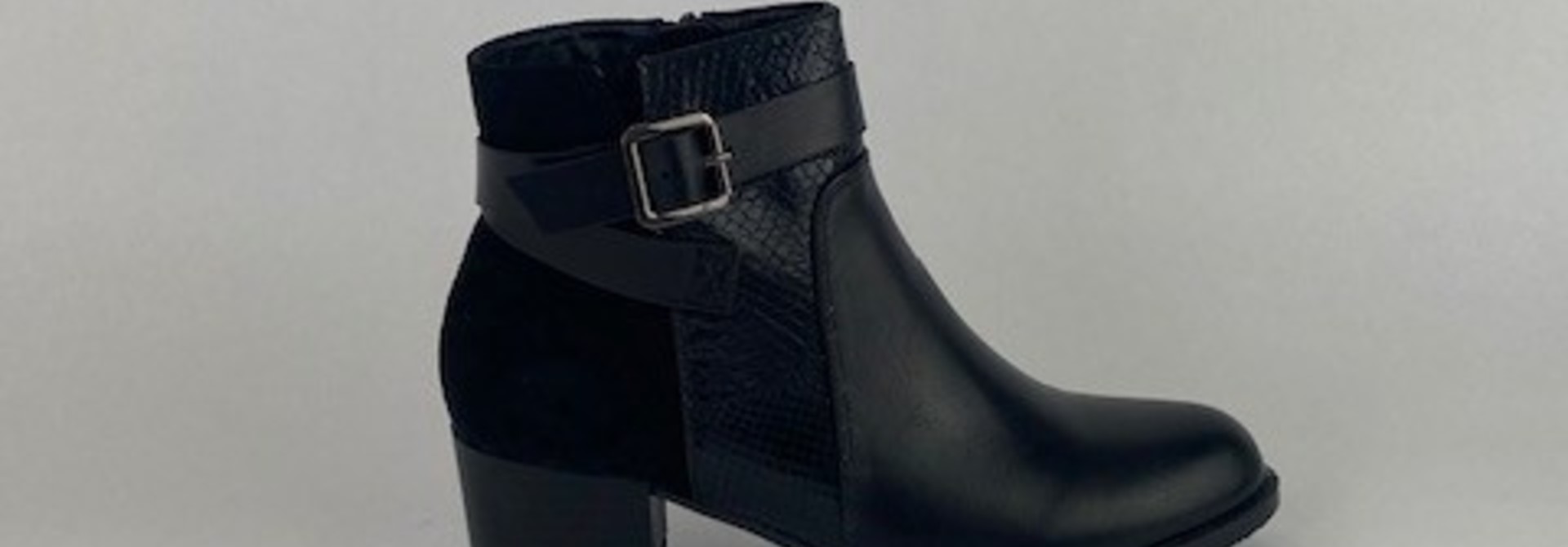 Nymhe boots Black