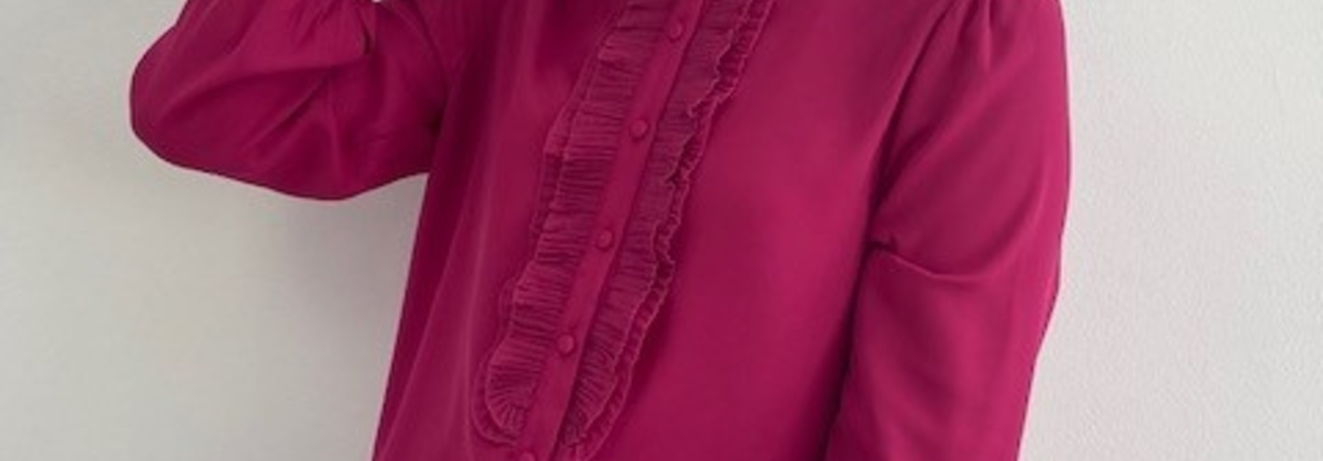 Sarhia bavet blouse Fushia