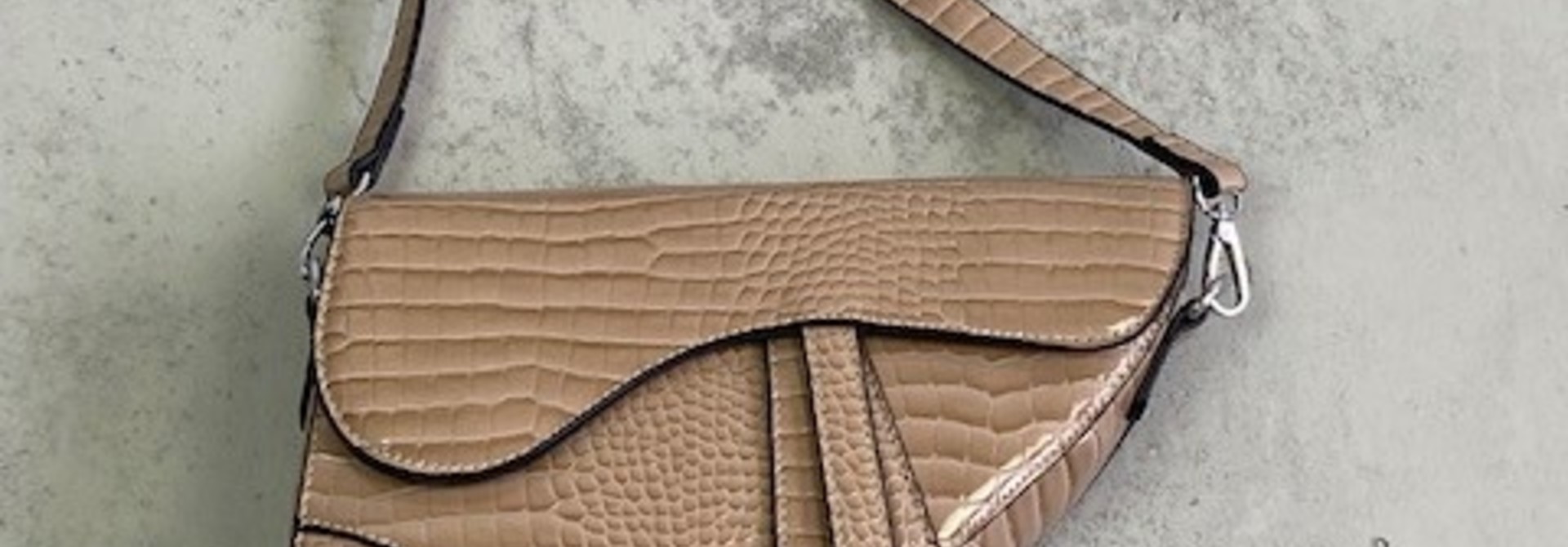 Chenton croco bag Taupe