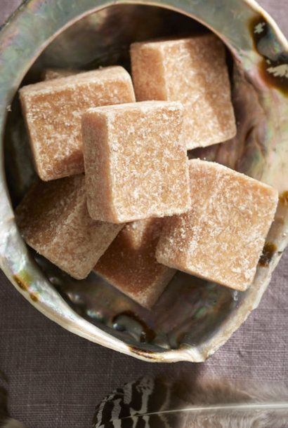 Sandelwood perfume block