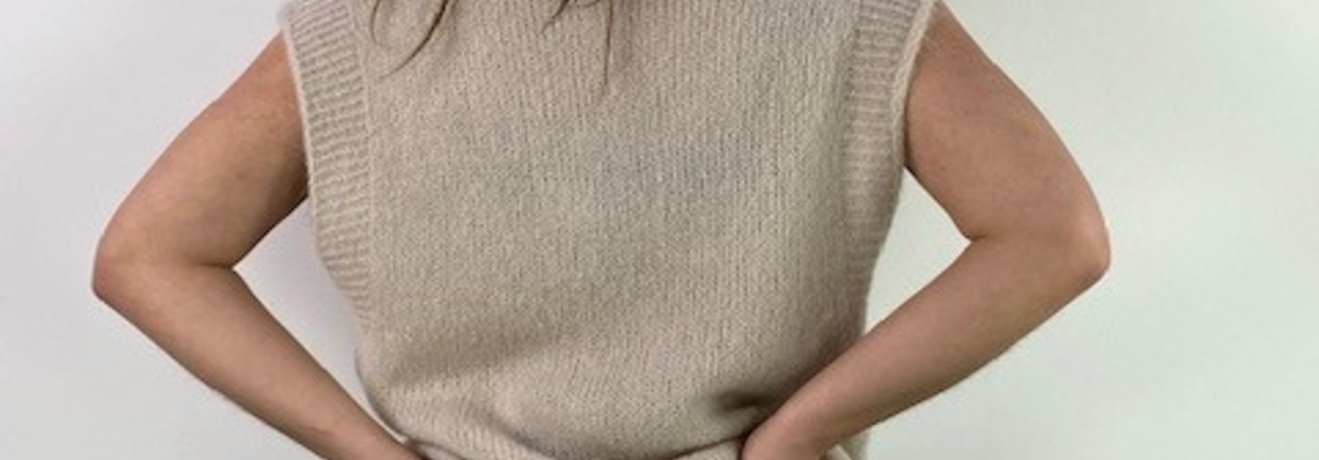 Pablo essential v-neck debardeur Beige