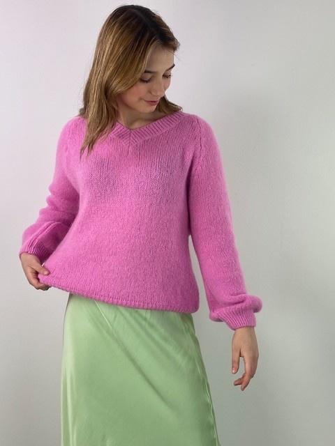 Lore v-neck ballonsleeve knit Cyclamen-1