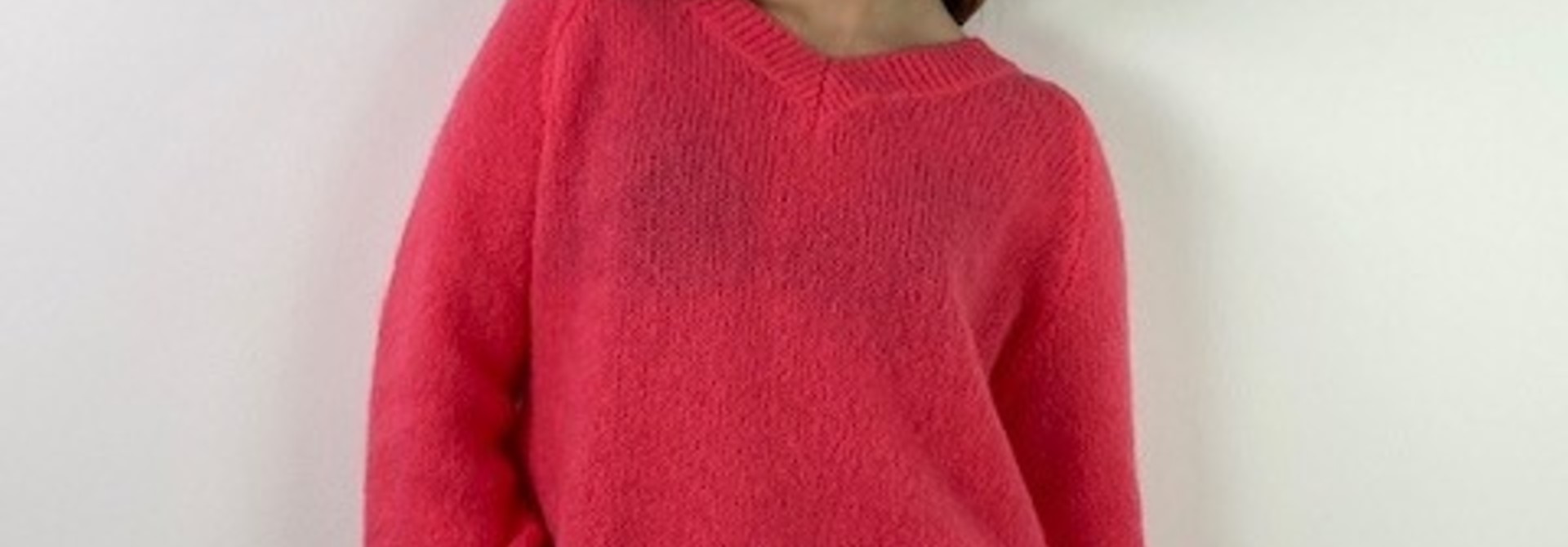 Lore v-neck ballonsleeve knit Coral