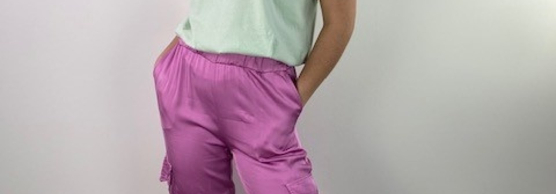 Broxton satin cargo pant Cyclamen