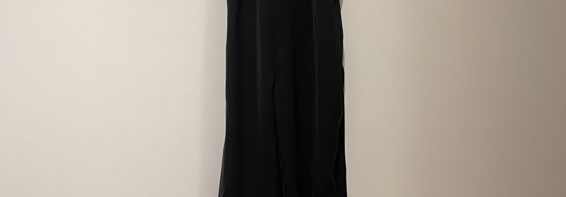 Amina waved strap jumpsuit Black