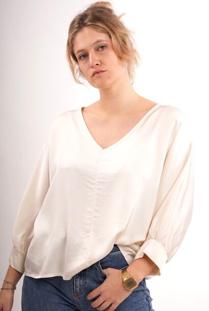 Fluyo satin viscose loose blouse Creme