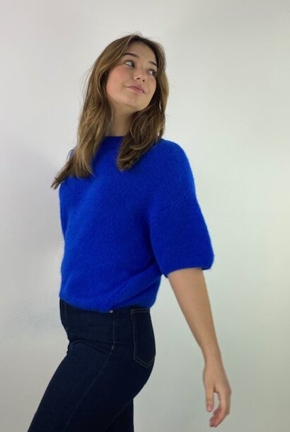 Agnea boxy s/s knit Cobalt