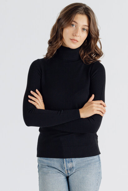 Moore fine turtleneck Black