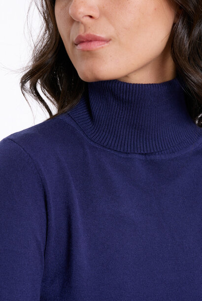 Moore fine turtleneck Navy