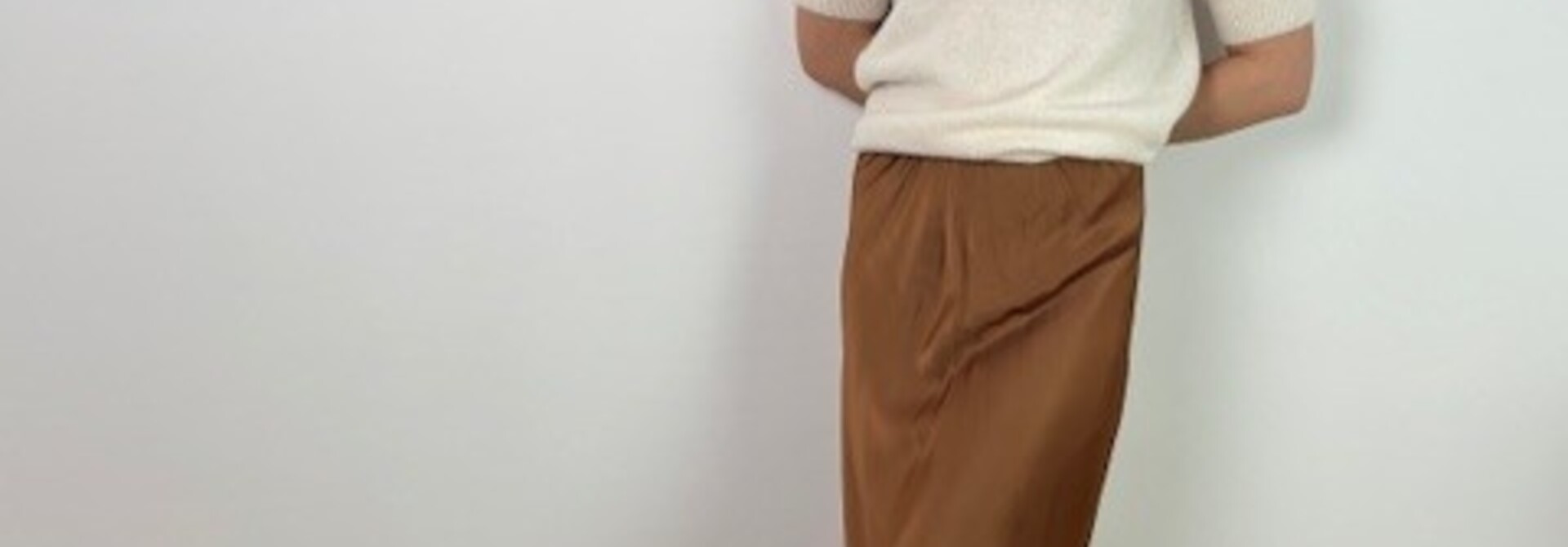 Viola long satin essential skirt Caramel