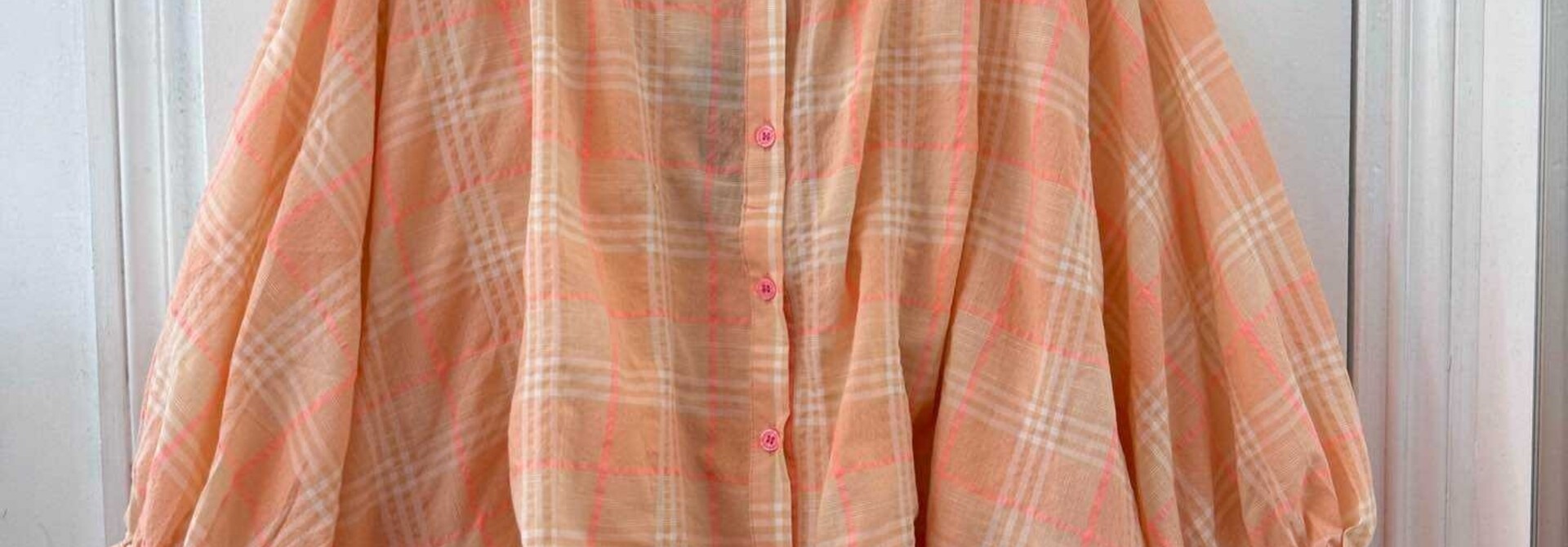 Valetta loose ruche blouse Neon Peache