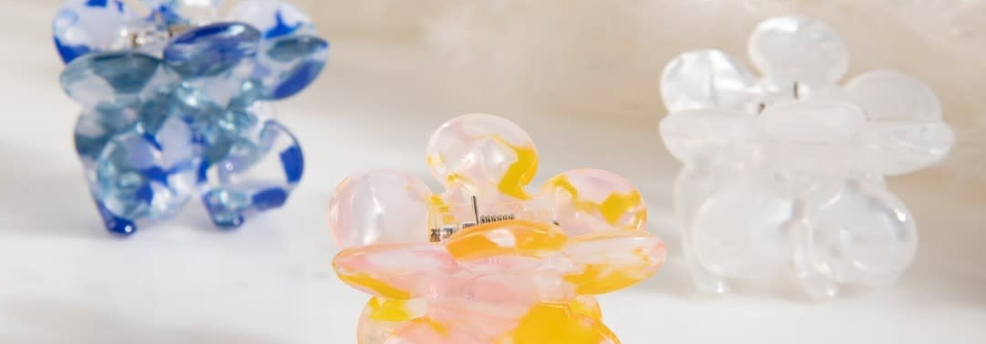 3 pc set flower hairclips Multi