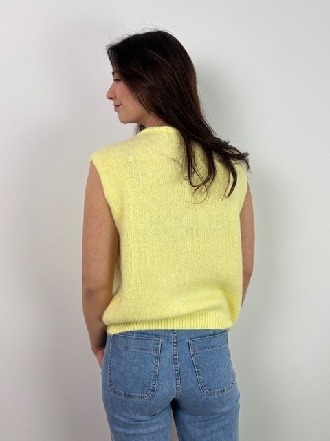 Bouna Alpaca sleeveless cardigan gilet Soft Yellow-3