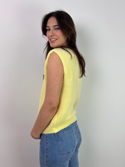 Bouna Alpaca sleeveless cardigan gilet Soft Yellow-2