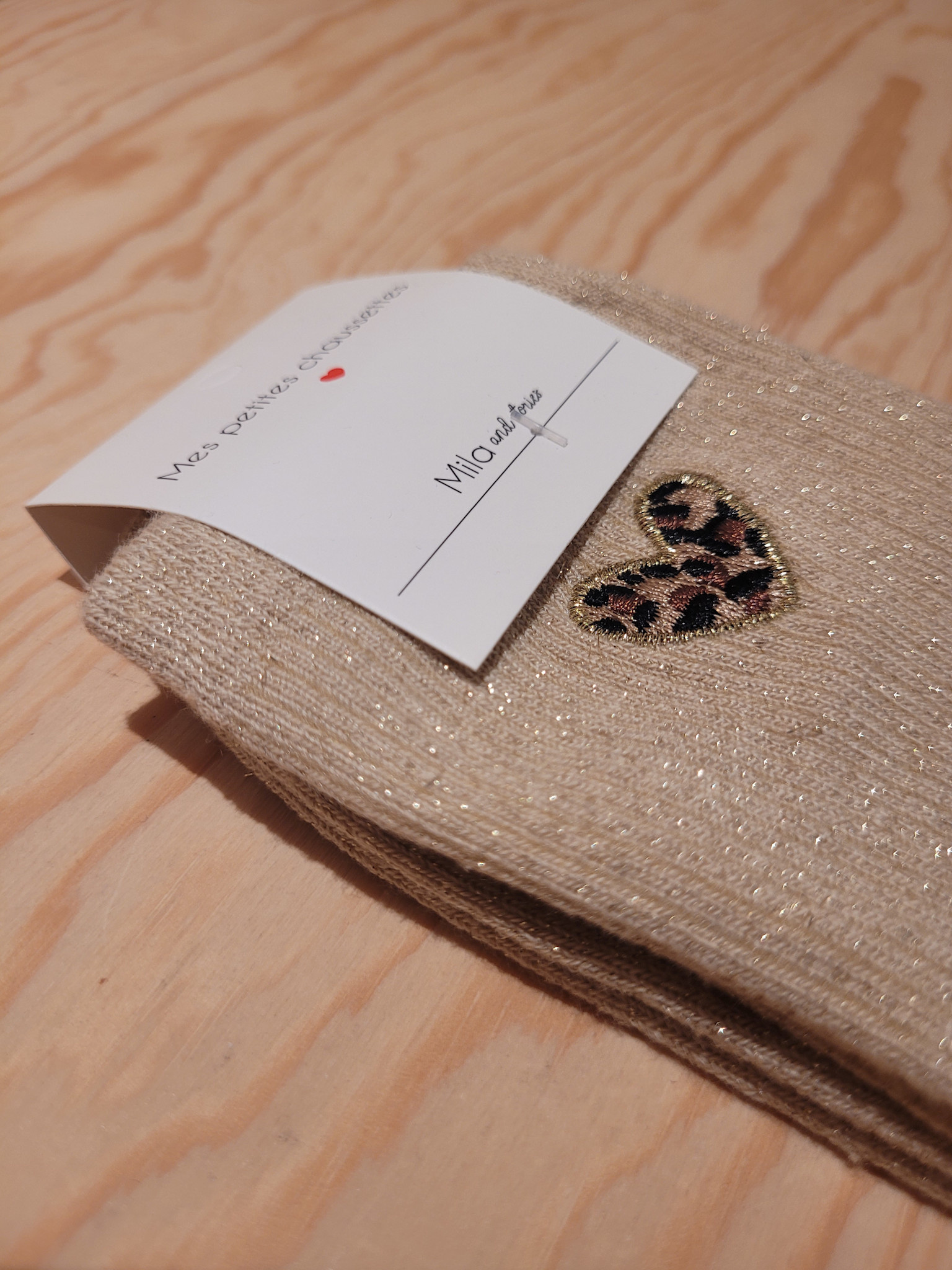 Leo heart sparkle socks Beige-2