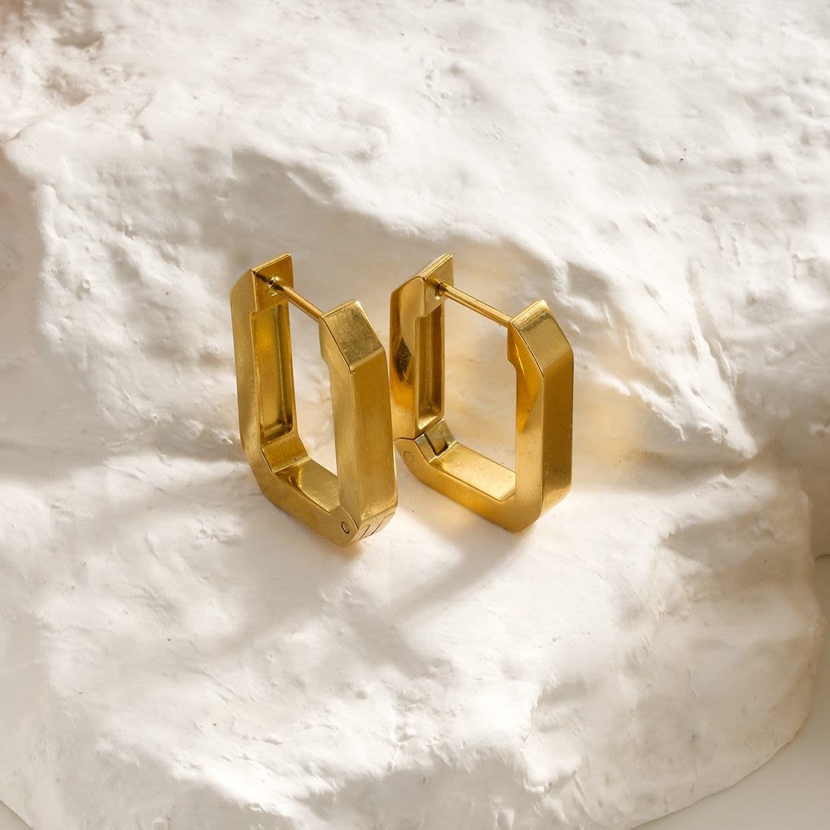 Luke rectangle hoops Gold-2