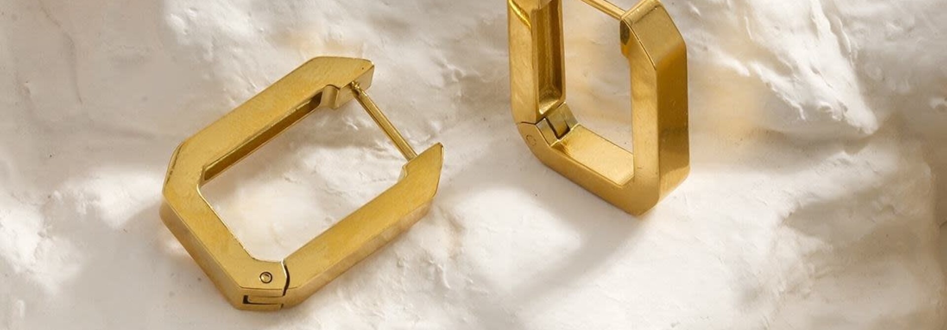 Luke rectangle hoops Gold