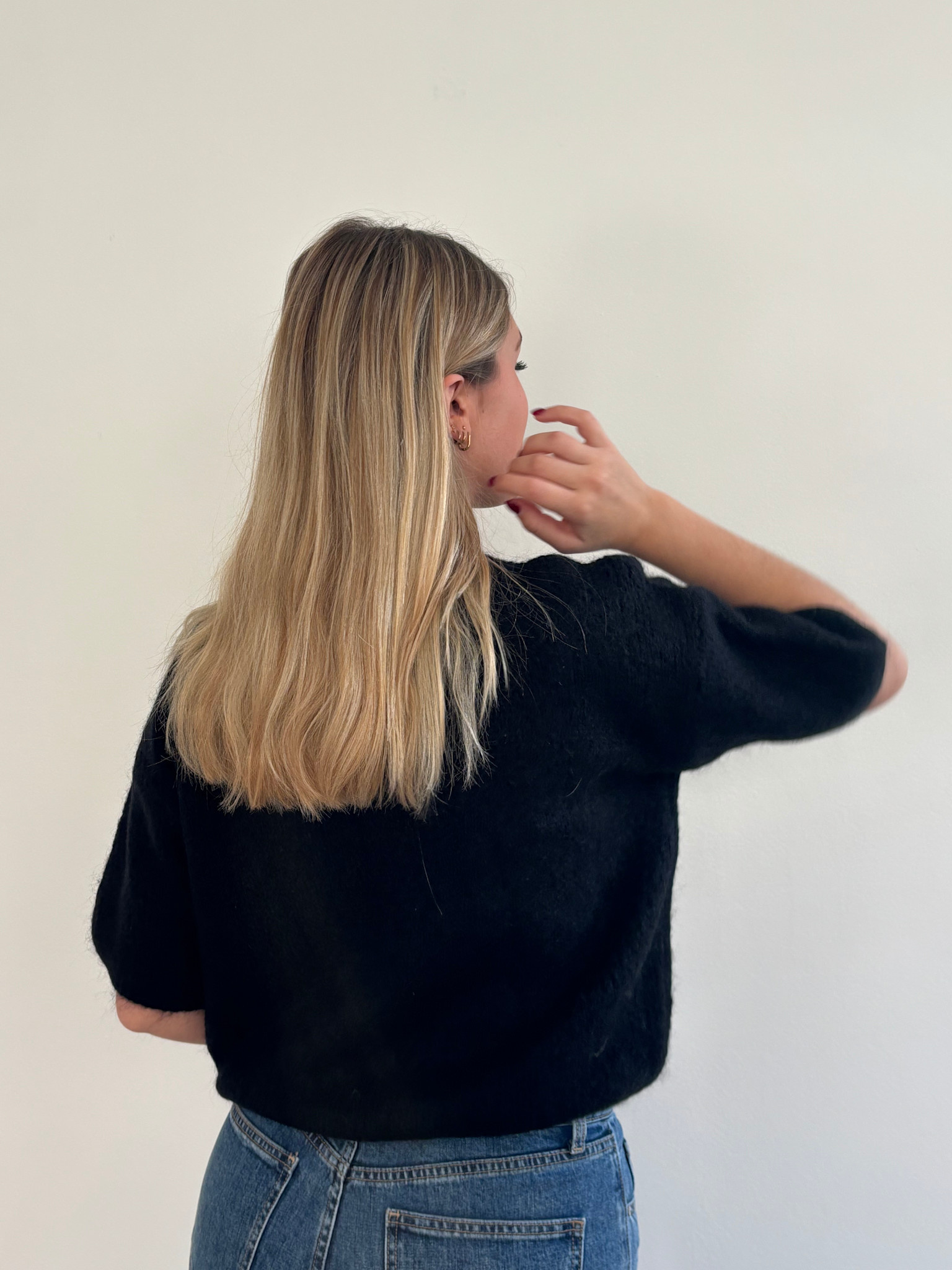 Agnea boxy s/s knit Black-2