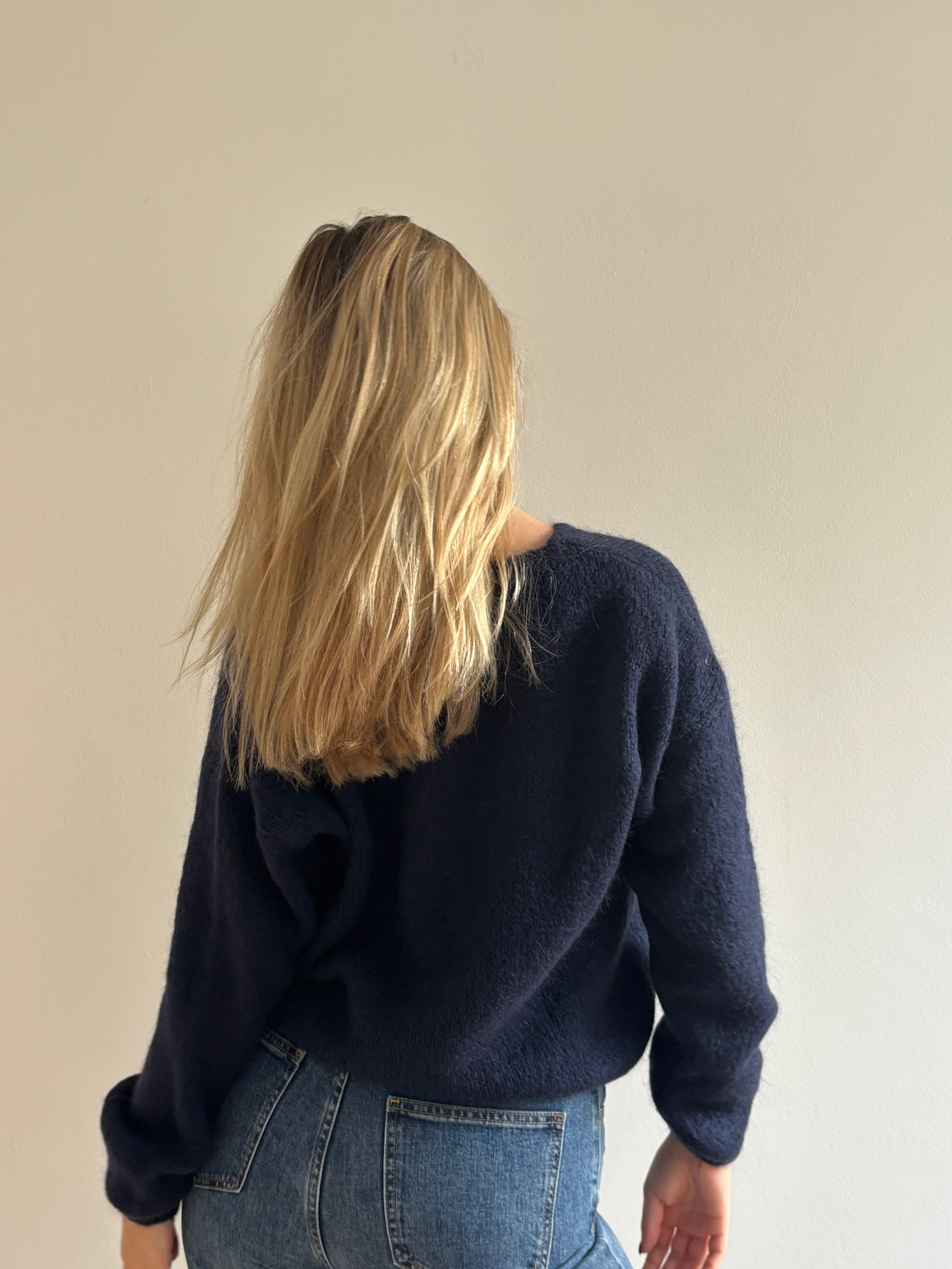 Caro essentiel v-neck knit Marine-3