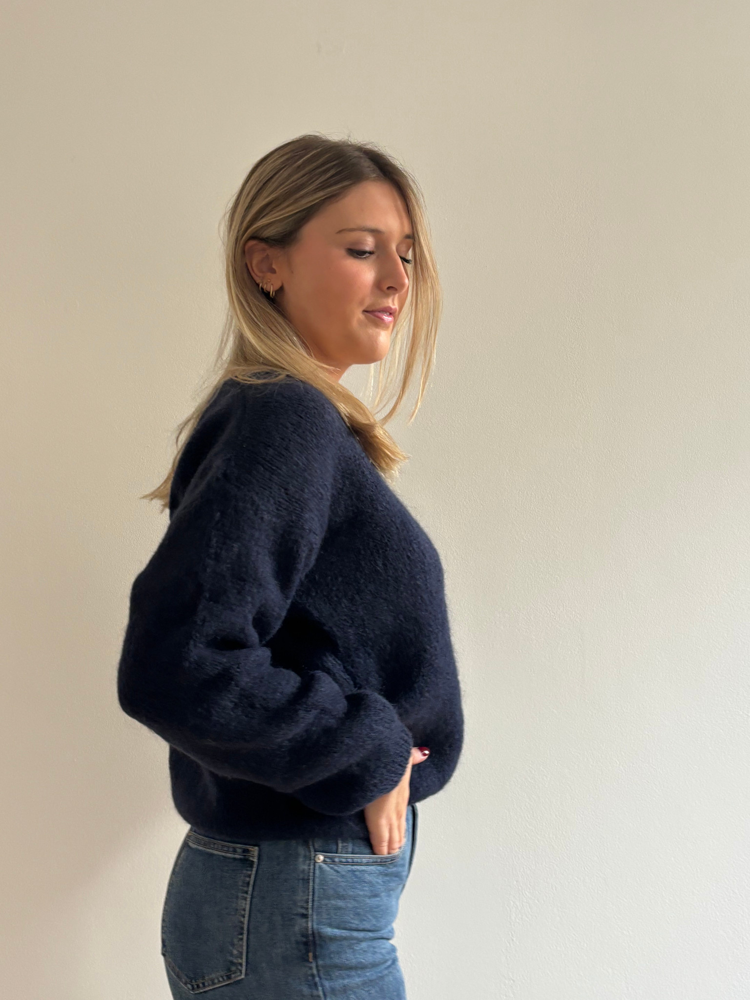 Caro essentiel v-neck knit Marine-4