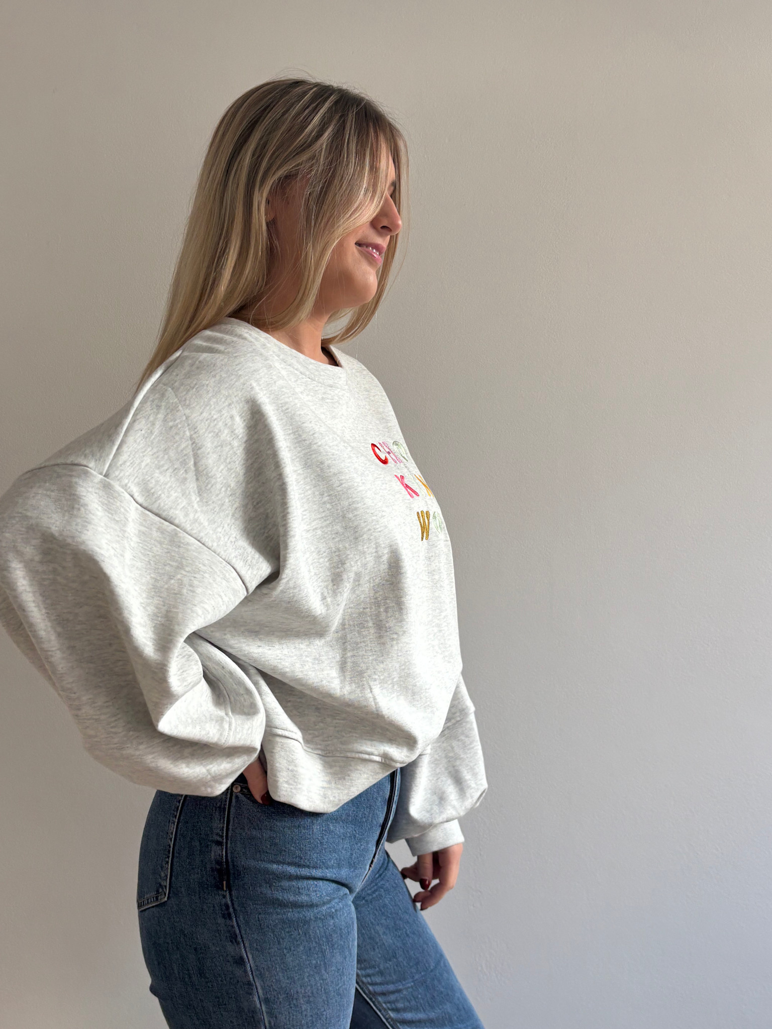 'Choose kind words' boxy sweater Grey-2