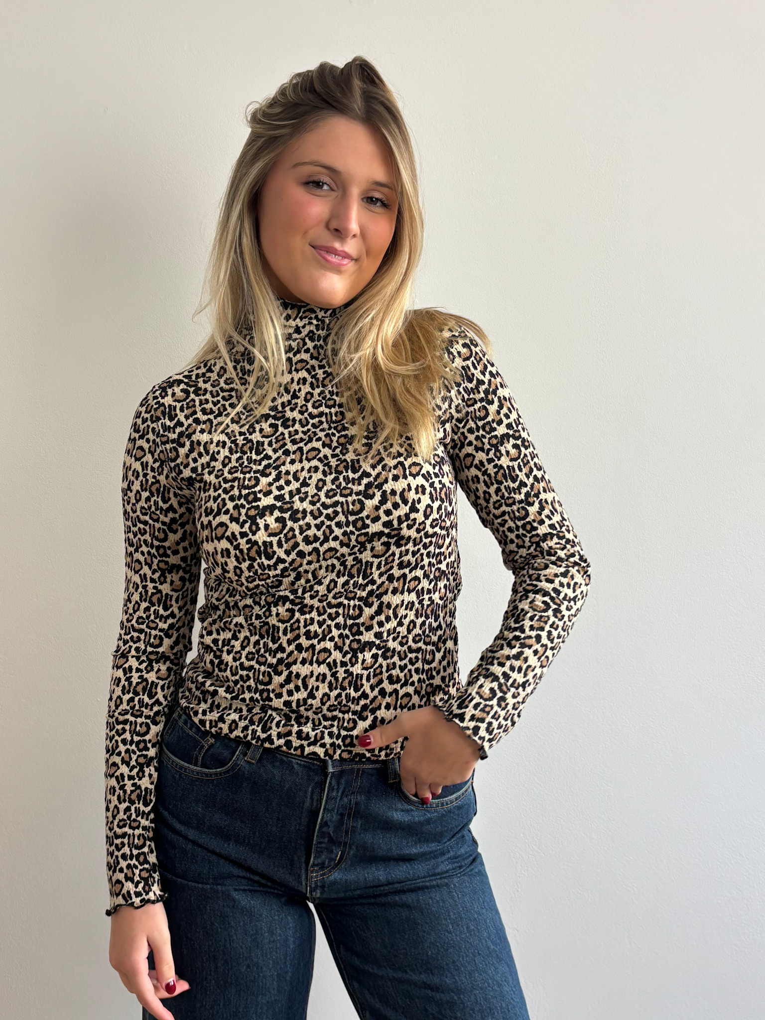 Elise fine crepe turtleneck top Leopard-1