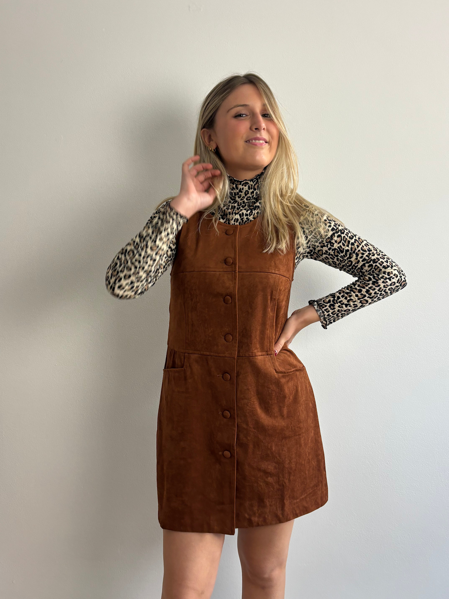 Bo diam sleeveless butomup dress Camel-4