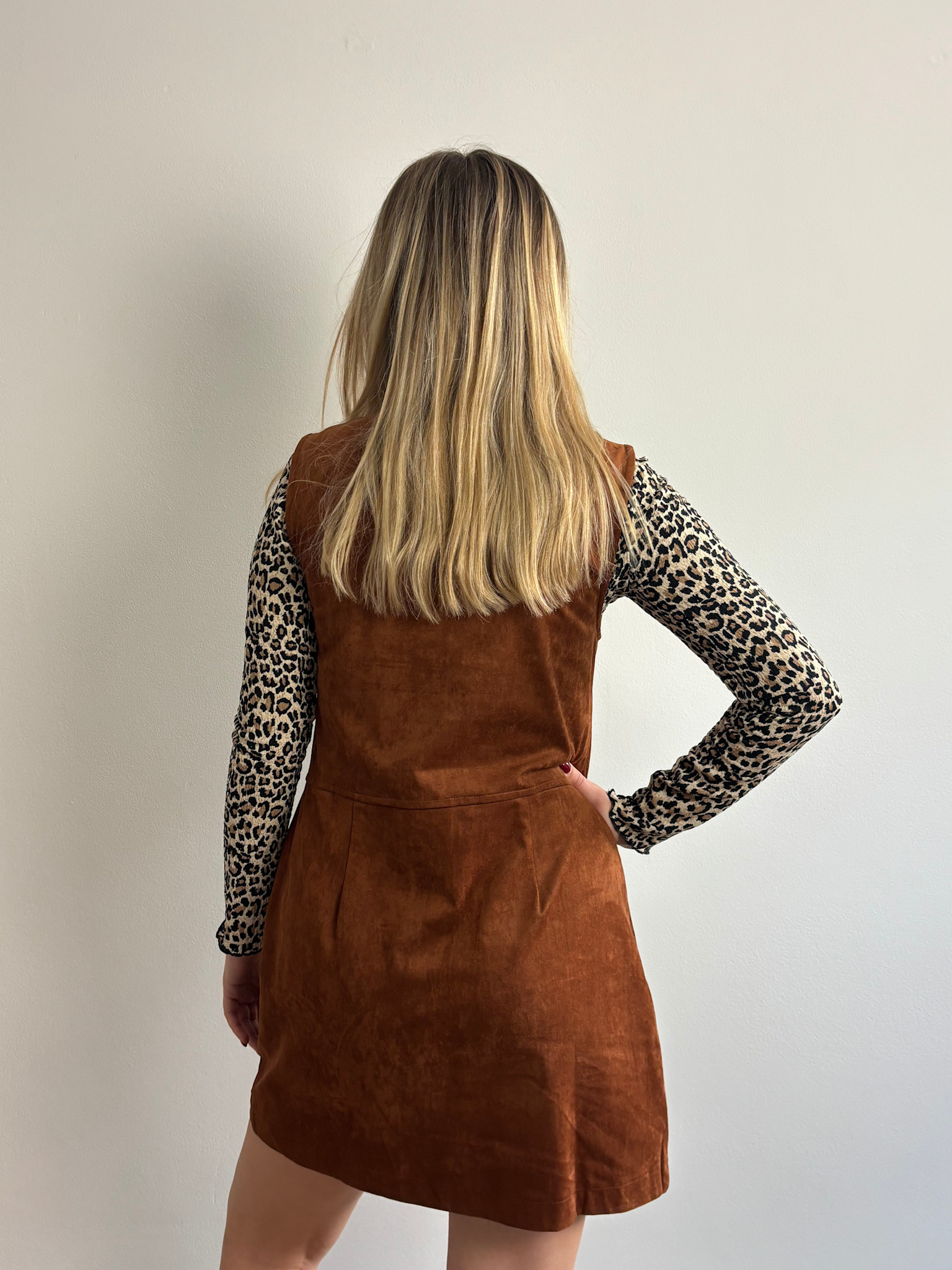 Bo diam sleeveless butomup dress Camel-5