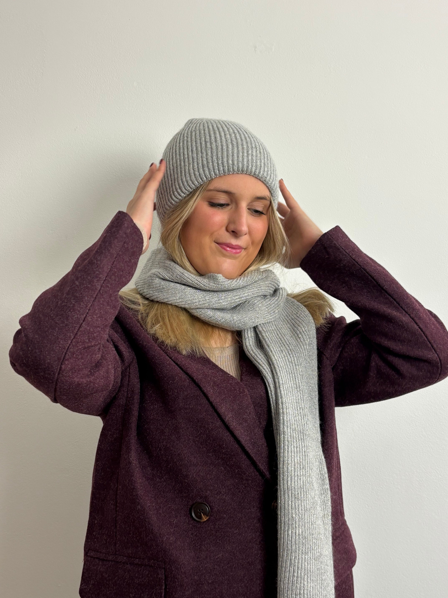 Lina viscose sparkeling beanie Grey-1