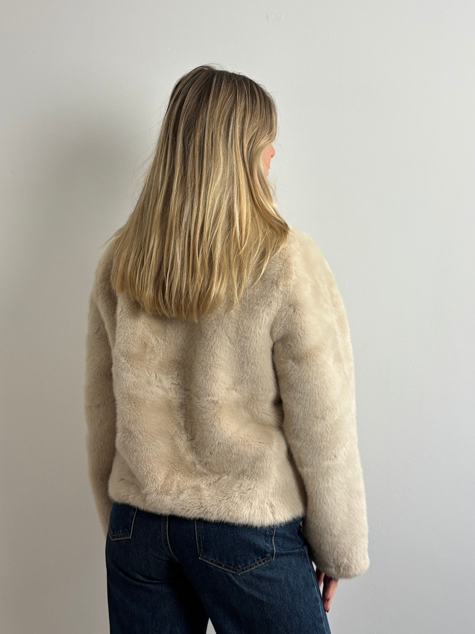 Wëar soft faux-fur zip jacket Beige-2