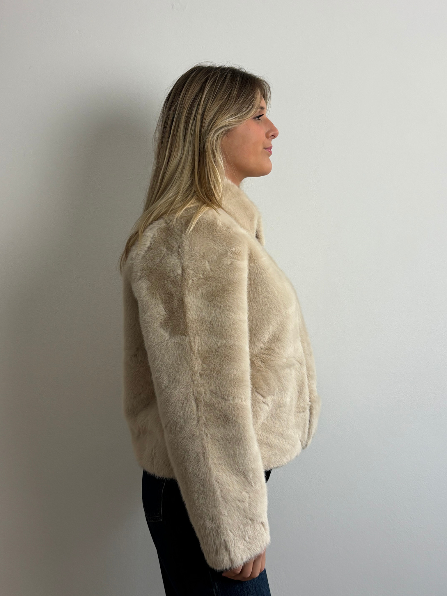 Wëar soft faux-fur zip jacket Beige-3