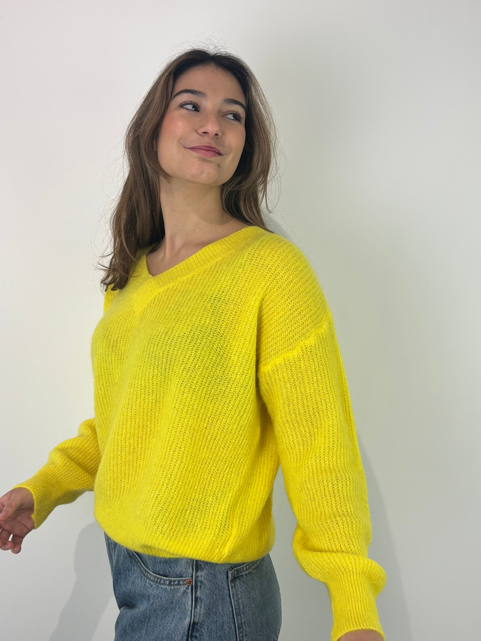Louna v-neck knitted pull Bright Yellow-1