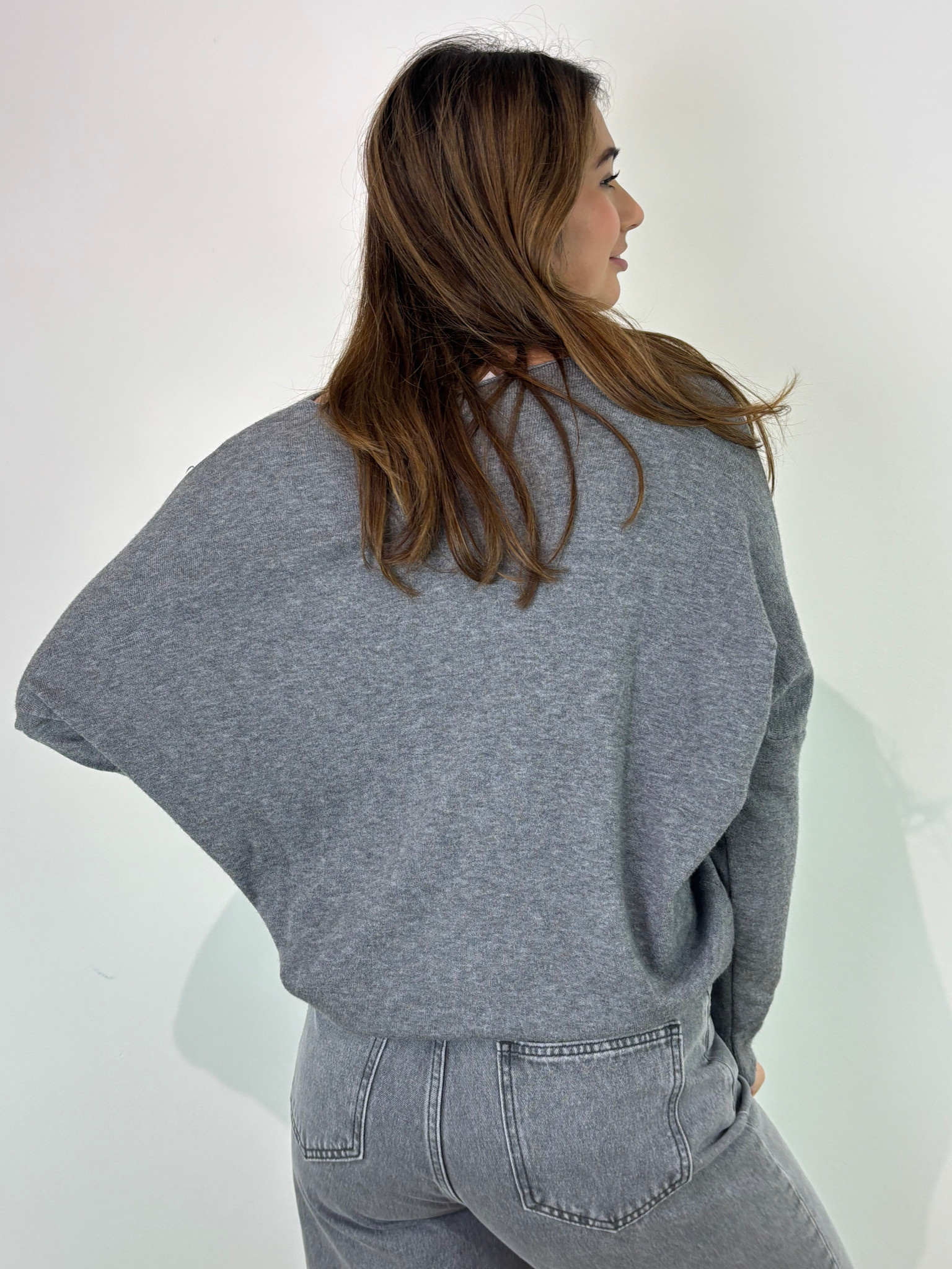 Kanza fine viscose basic knit top Grey-3