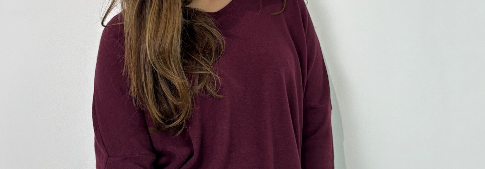 Kanza fine viscose basic knit top Burgundy