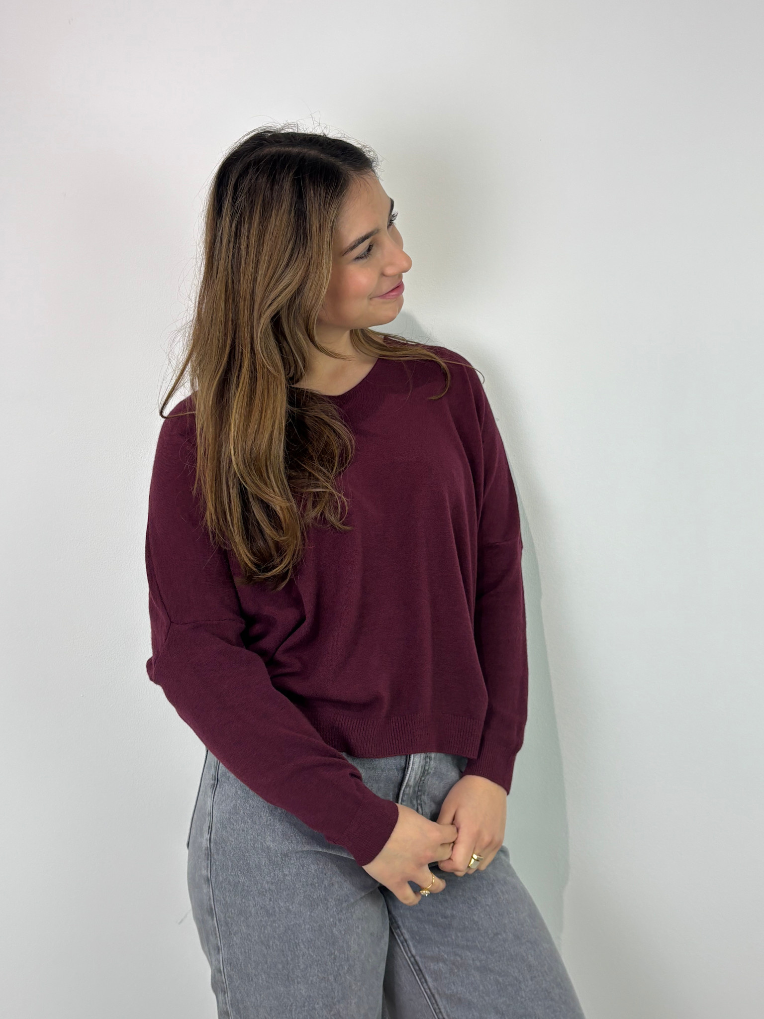 Kanza fine viscose basic knit top Burgundy-1