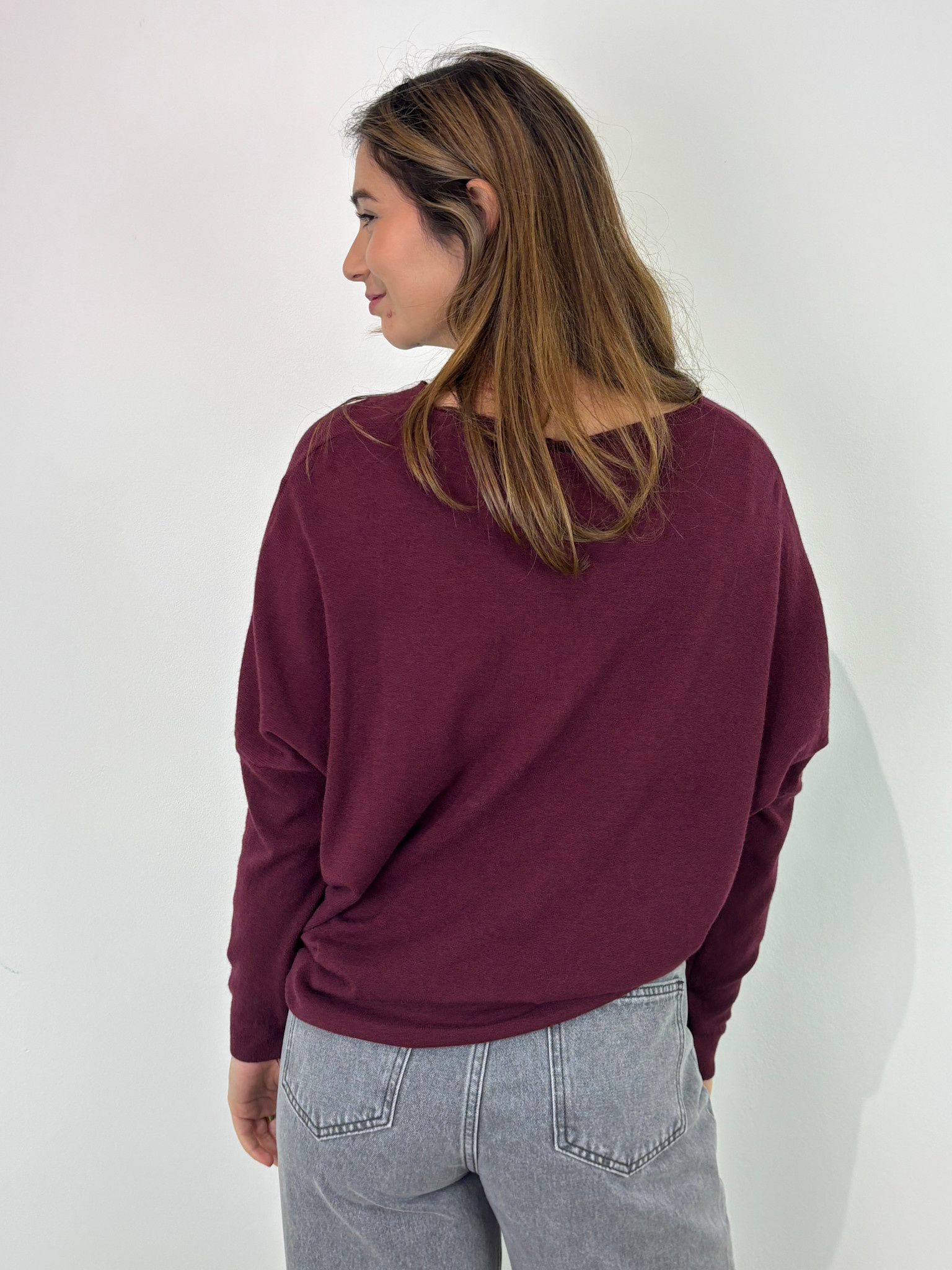 Kanza fine viscose basic knit top Burgundy-3