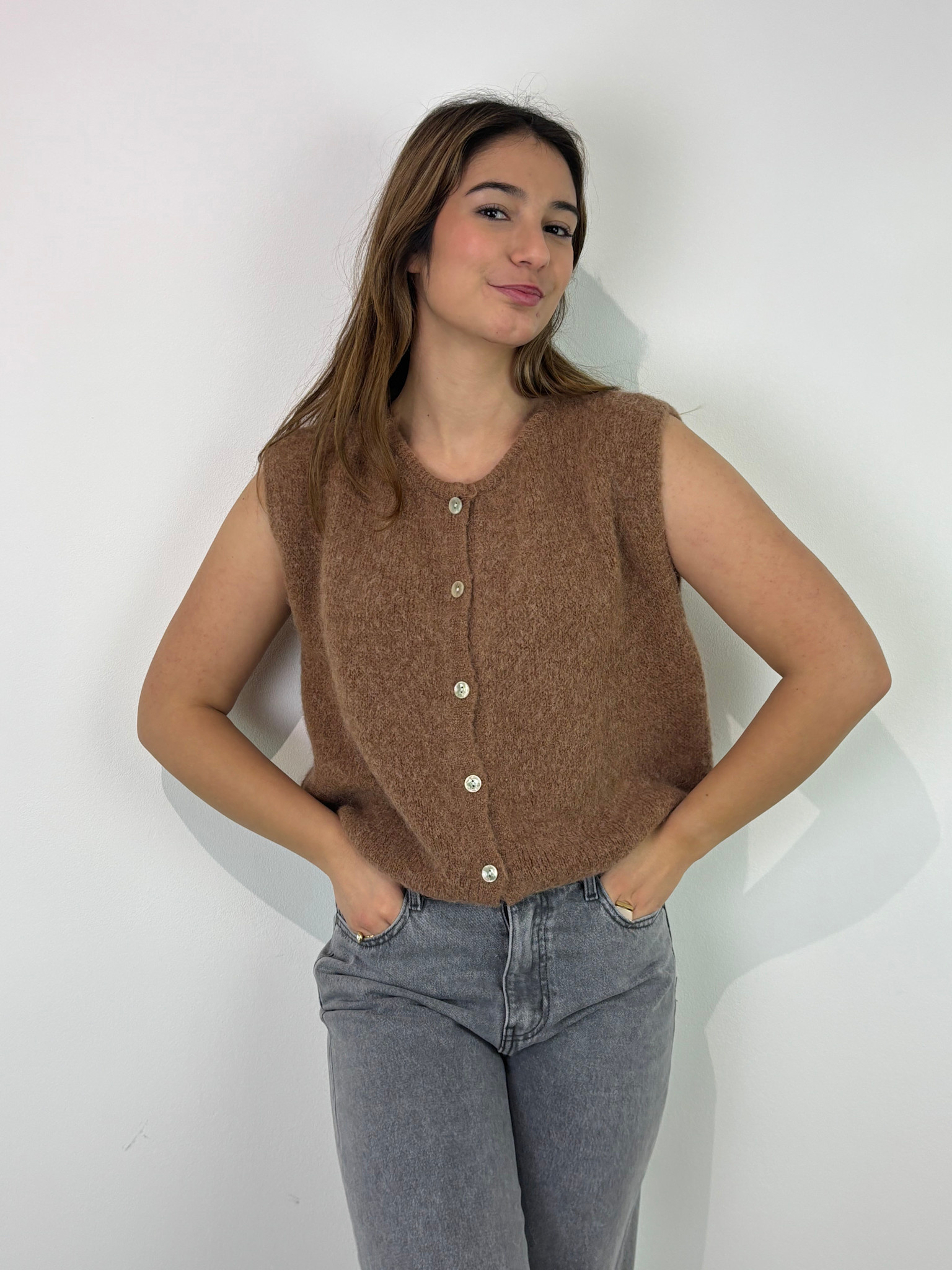 Bouna Alpaca sleeveless cardigan gilet Camel Brown-2