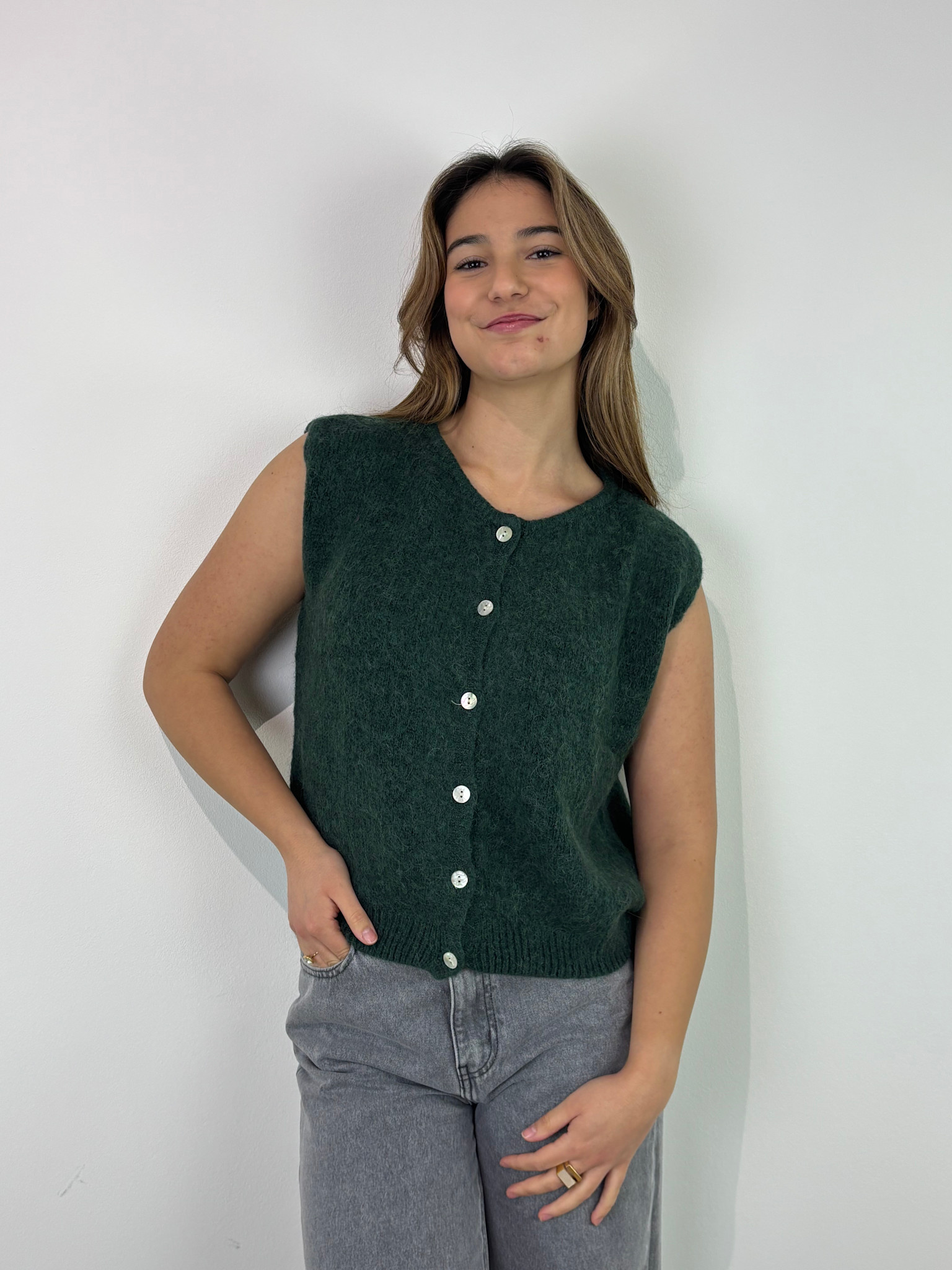 Bouna Alpaca sleeveless cardigan gilet Pine Green-3