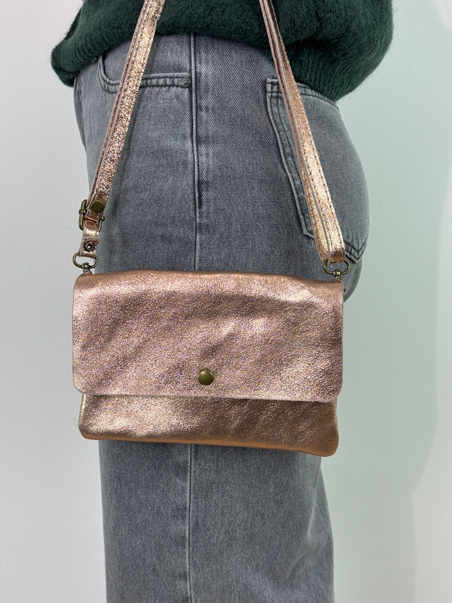 Louka metalic leather bag Champagne Rosé-1