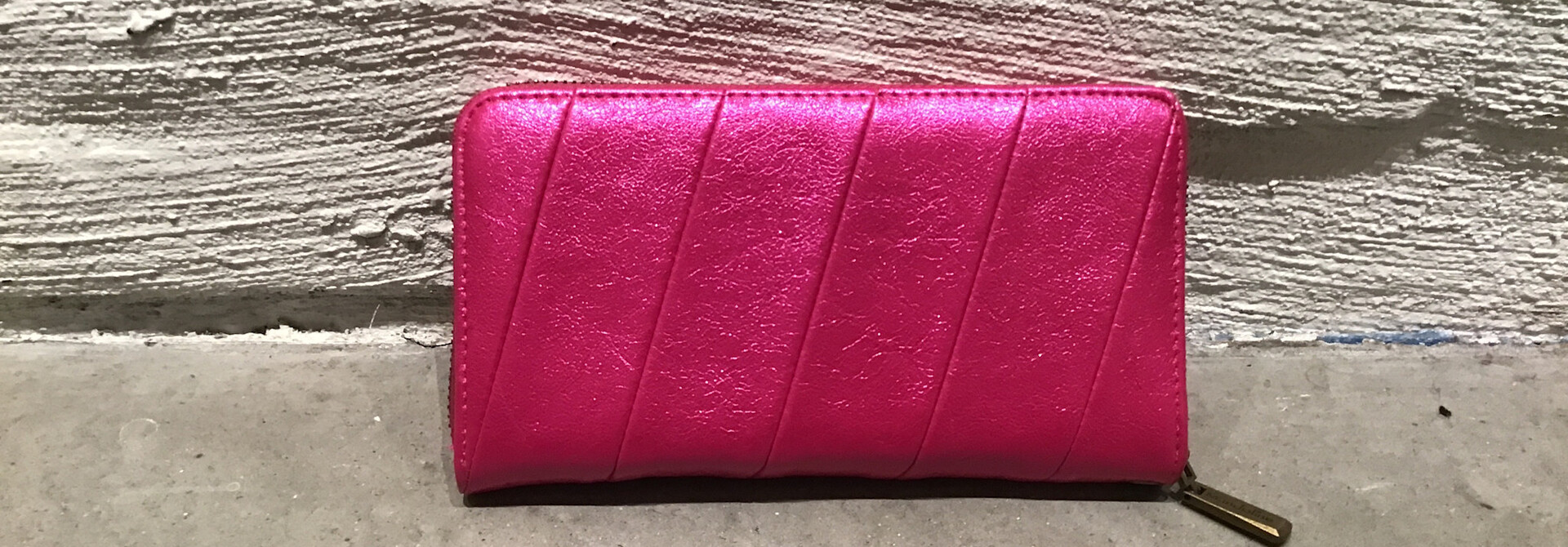 Jady metalic wallet Fushia
