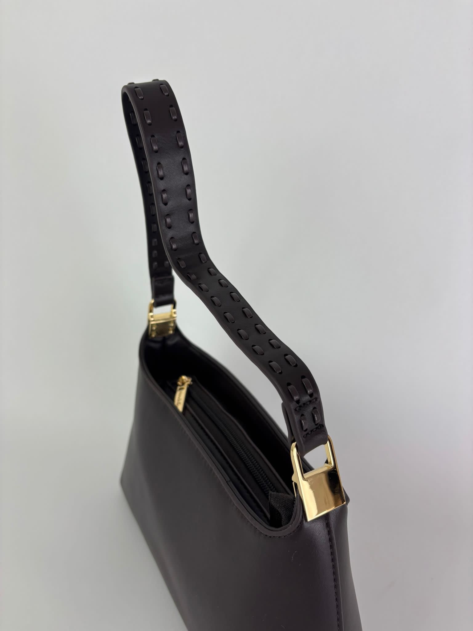 Avril leather shoulder bag Coffee Brown-2