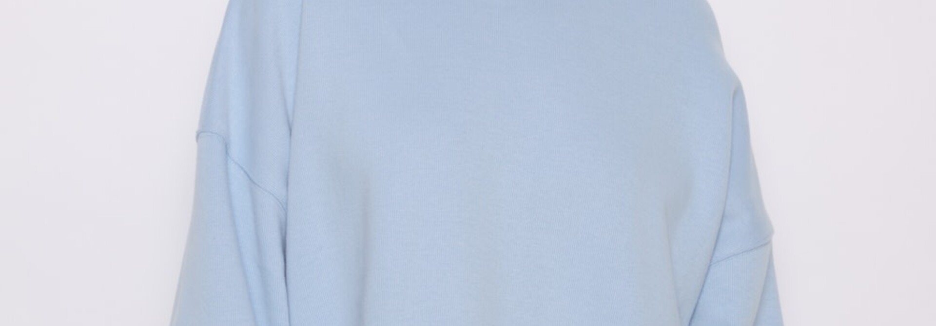 Mae basic sweater Light blue