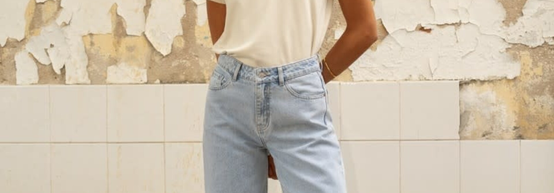 Bony mid waist barrel denim Light Blue
