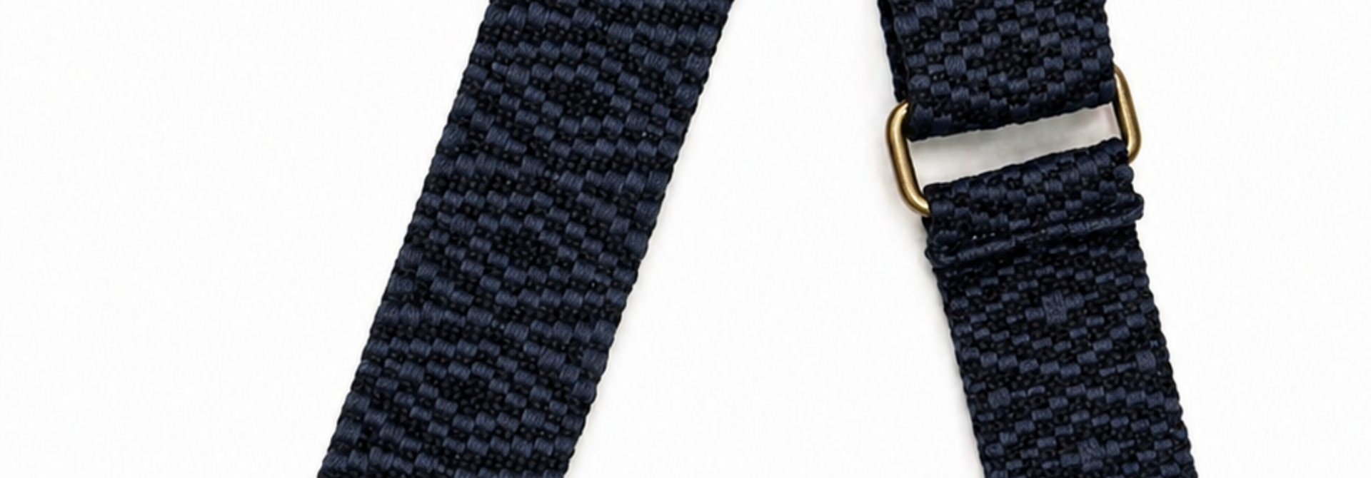 Nöba structured shoulderstrap Black