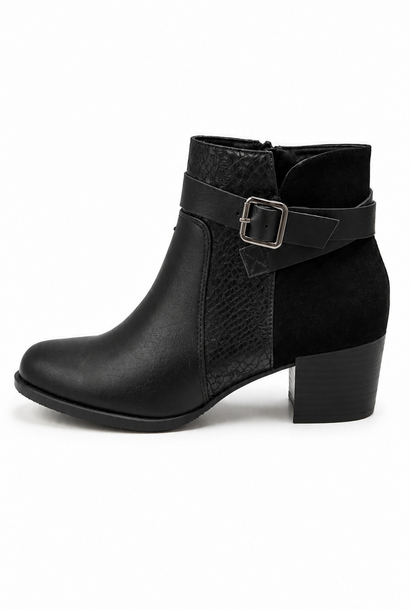 Nymhe vegan diam buckle boots Black