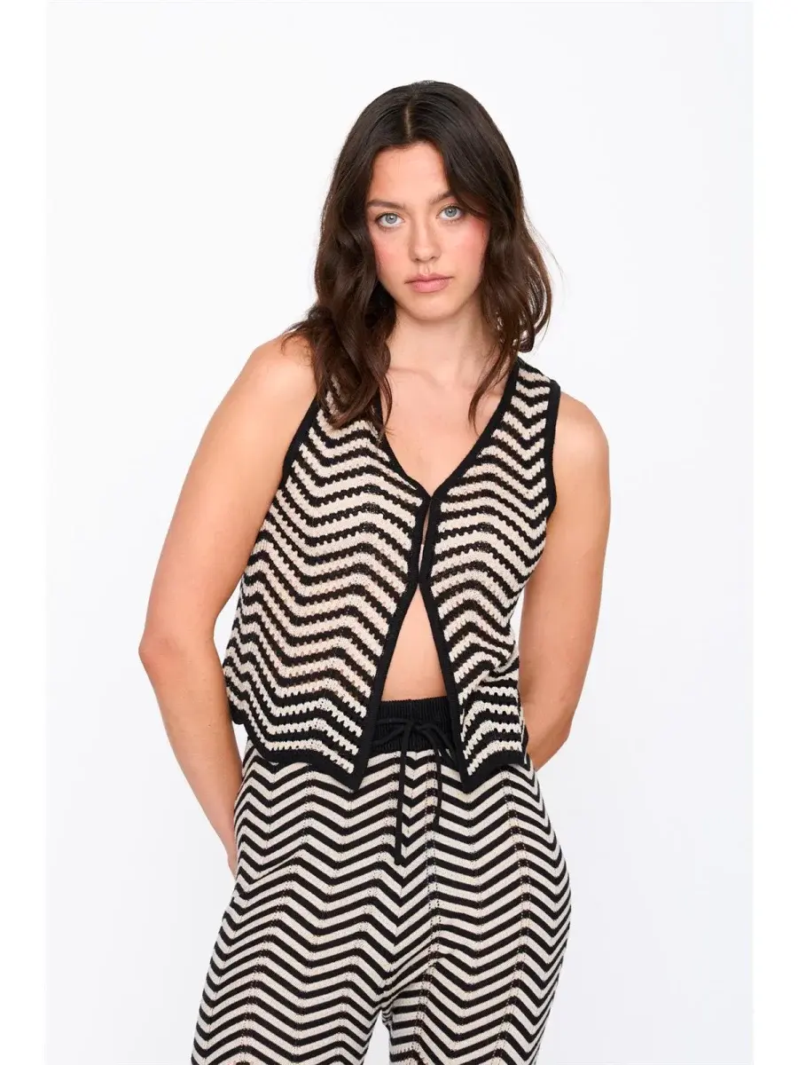 Umani boho zig-zag chrochet top Black Beige-2