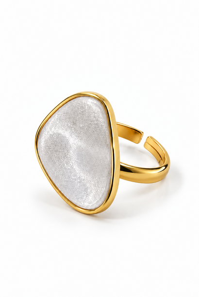 Néa statement stone ring White