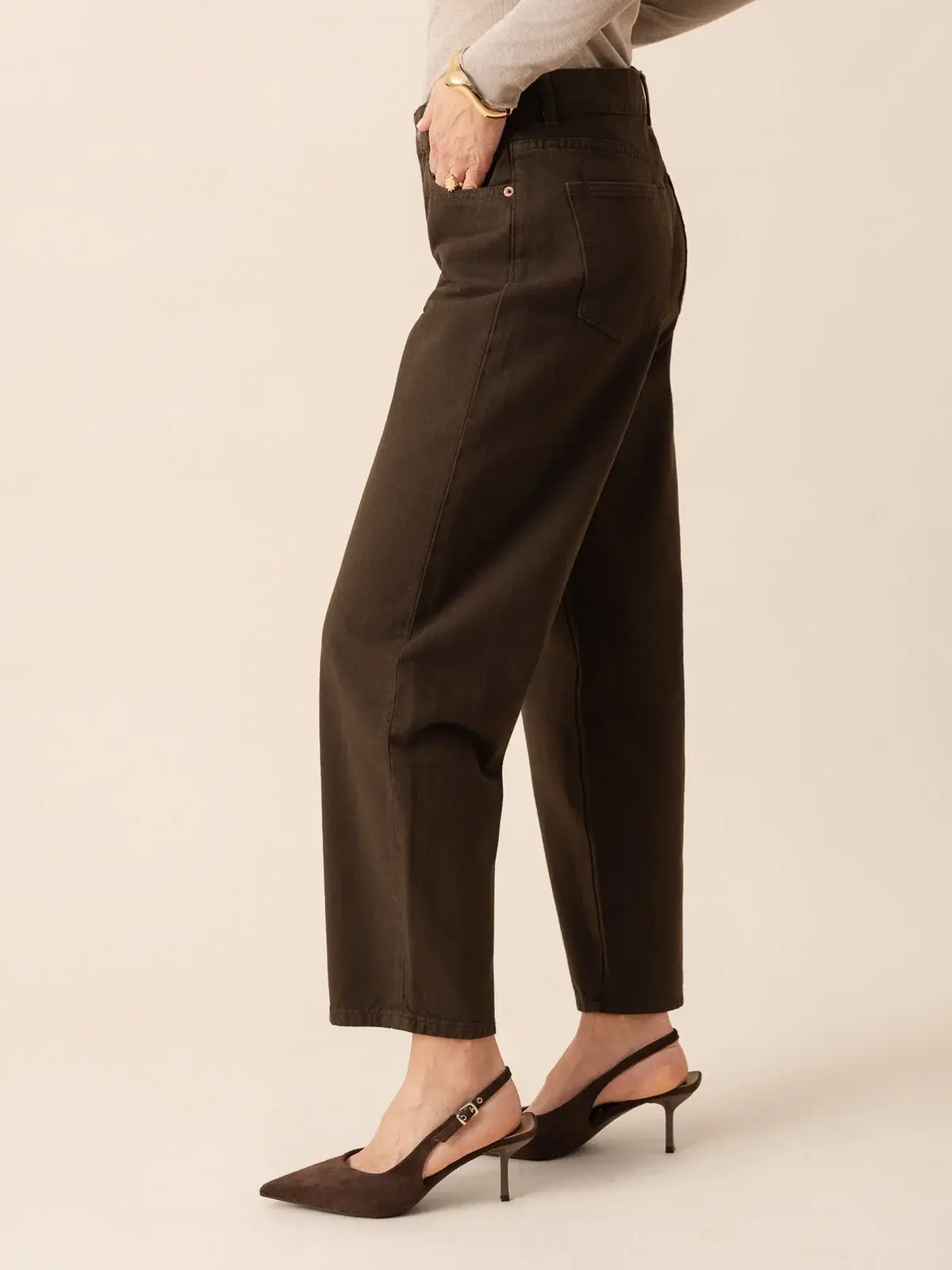 Bony mid waist barrel denim Brown-3